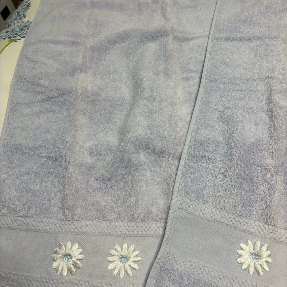 Lavender/periwinkle  Floral Embroidered Towels set of 2